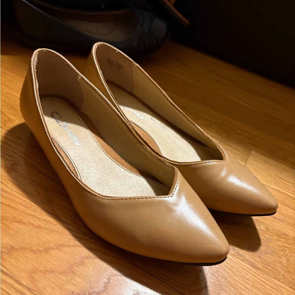CL by Laundry Camel Pointed Flats